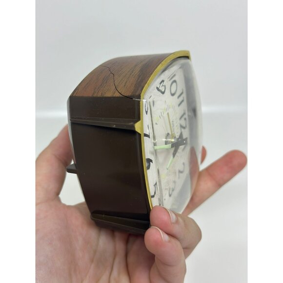 VTG Westclox Alarm Clock Made In USA Retro Square Woodgrain Finish NOT WORKING - Picture 8 of 10